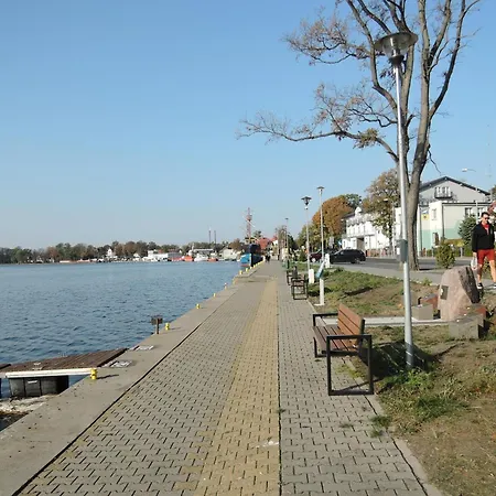 House In Dziwnow By The Water And Beach, Cleaning Included Båthotell *